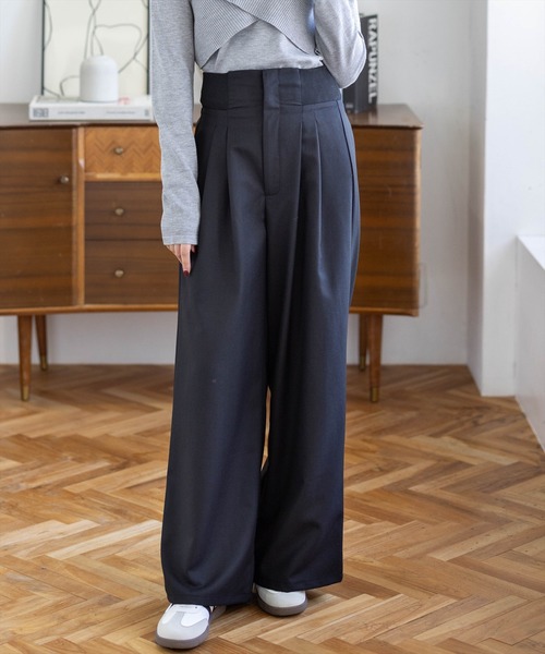 CLEAR BASIC(クリアベーシック)の「《新色追加》ウエストリブワイドパンツ【低身長対応/サイズ展開あり】(スラックス・レディース・アイボリー/グレー/ブラウン/ブラック・F/PF)」の2枚目の写真