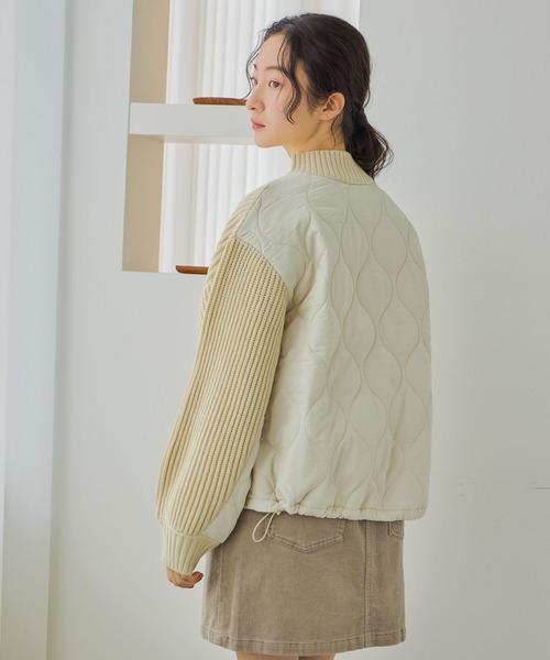 niko and...(ニコアンド)の「バックキルトZIPニットプルオーバー(ニット/セーター・レディース・ブルー/アイボリー/ブラック・MEDIUM/LARGE)」の1枚目の写真