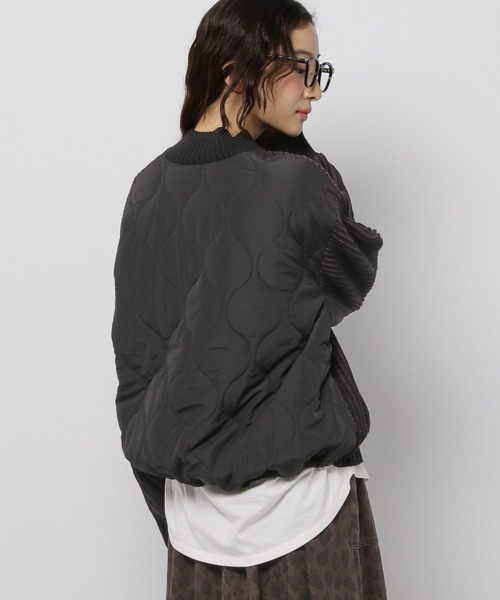 niko and...(ニコアンド)の「バックキルトZIPニットプルオーバー(ニット/セーター・レディース・ブルー/アイボリー/ブラック・MEDIUM/LARGE)」の17枚目の写真
