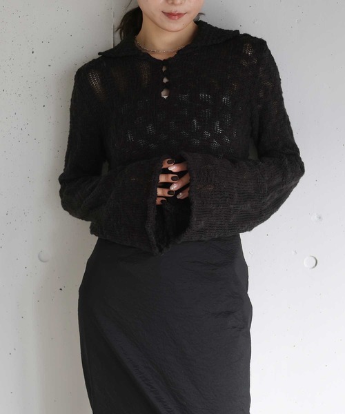 Reurie'（レウリィ）の「オリジナルパフィーポロニット / カジュアル ショート丈 クロップド丈 襟 アイボリー ブラック シンプル（ニット/セーター・レディース・アイボリー/ブラック・FREE）」の3枚目の写真