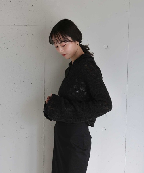 Reurie'（レウリィ）の「オリジナルパフィーポロニット / カジュアル ショート丈 クロップド丈 襟 アイボリー ブラック シンプル（ニット/セーター・レディース・アイボリー/ブラック・FREE）」の22枚目の写真