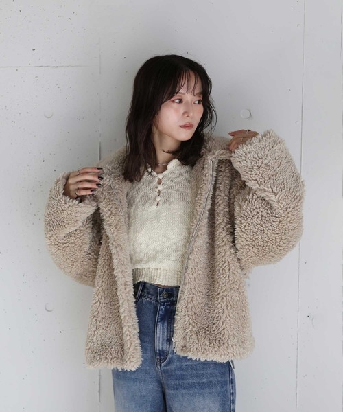 Reurie'（レウリィ）の「オリジナルパフィーポロニット / カジュアル ショート丈 クロップド丈 襟 アイボリー ブラック シンプル（ニット/セーター・レディース・アイボリー/ブラック・FREE）」の16枚目の写真