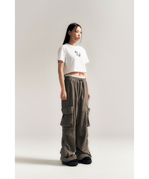 SCHISM INDUCING(スキズムインデューシング)の「LOGO CROPPED T-SHIRT, WHITE(Tシャツ/カットソー・レディース・その他・MEDIUM)」の8枚目の写真