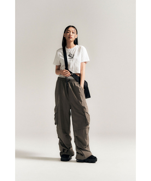 SCHISM INDUCING(スキズムインデューシング)の「LOGO CROPPED T-SHIRT, WHITE(Tシャツ/カットソー・レディース・その他・MEDIUM)」の12枚目の写真