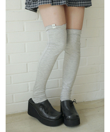 UGLY SHADOW（アグリーシャドウ）の「ニーハイソックス（グレー）（ソックス/靴下）」