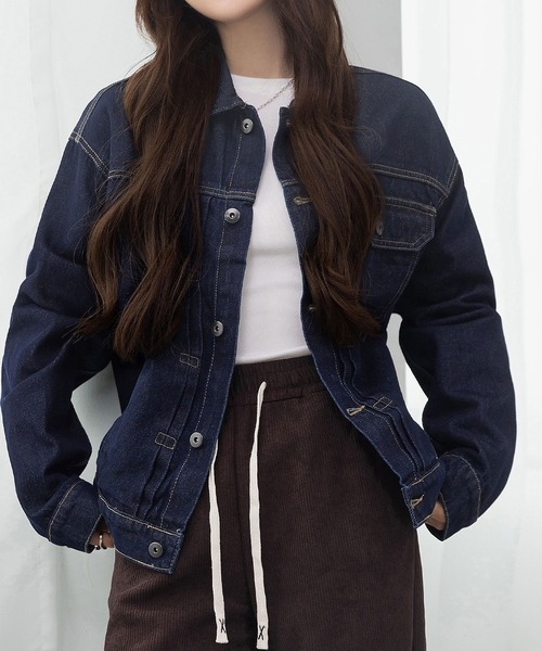 DAY CLOSET（デイ クローゼット）の「美シルエットを作るフロント立体仕立て。長袖ヨーク切り替えカジュアルデニムジャケット レディース（デニムジャケット・レディース・ブルー/ネイビー/インディゴブルー・L/M）」の5枚目の写真