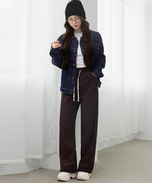 DAY CLOSET（デイ クローゼット）の「美シルエットを作るフロント立体仕立て。長袖ヨーク切り替えカジュアルデニムジャケット レディース（デニムジャケット・レディース・ブルー/ネイビー/インディゴブルー・L/M）」の7枚目の写真