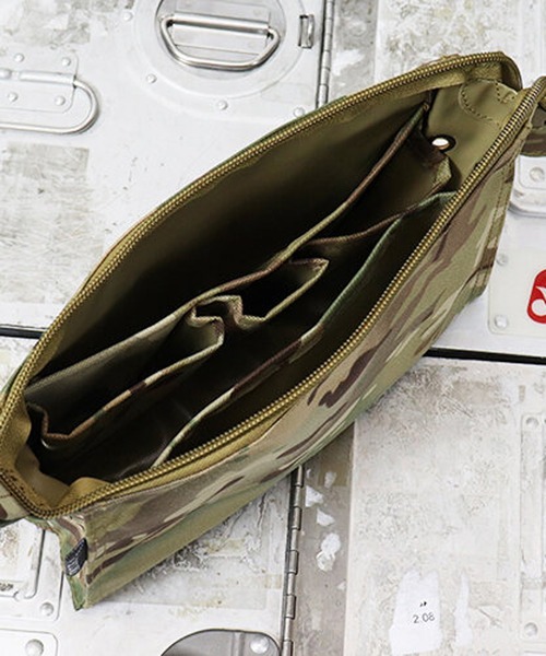 ８(eight)（エイト）の「エチケットポーチ（クラッチバッグ・メンズ・ブラック/オリーブ/ブラウン系カモフラージュ・FREE）」の4枚目の写真