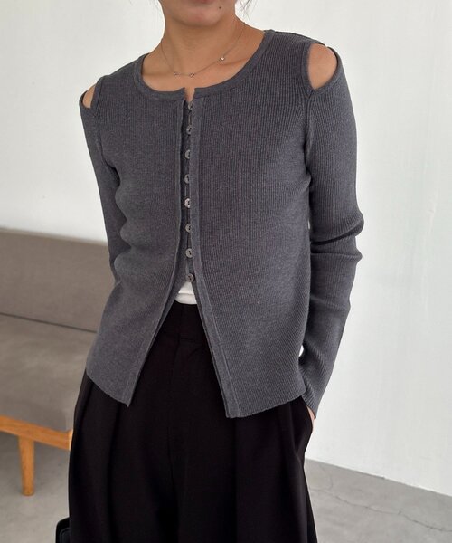 CAPRICIEUX LE'MAGE（カプリシューレマージュ）の「肩開きセッパボタンカーディガン（カーディガン/ボレロ・レディース・ブラウン/ピンク/グレー/ライトベージュ・FREE）」の16枚目の写真