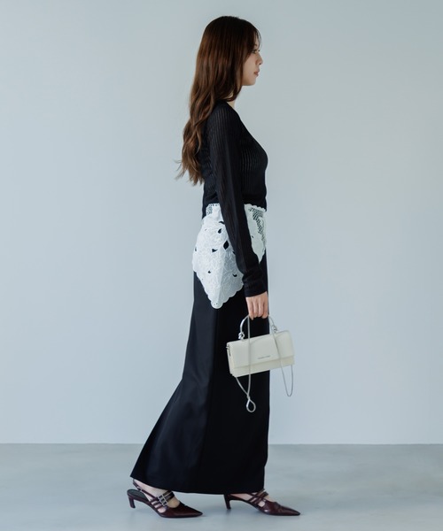 SENEE（セニー）の「2way layered tops（ツーウェイレイヤードトップス）（Tシャツ/カットソー・レディース・ブラック/アイボリー・FREE）」の11枚目の写真