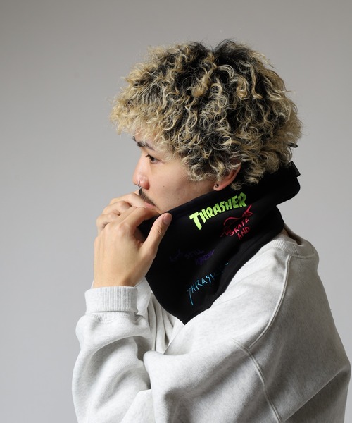 THRASHER(スラッシャー)の「THRASHER マルチロゴ スウェット ネックウォーマー ネックカバー 男女兼用(ネックウォーマー/スヌード・メンズ・チャコール/ブラック/グレー・FREE)」の20枚目の写真