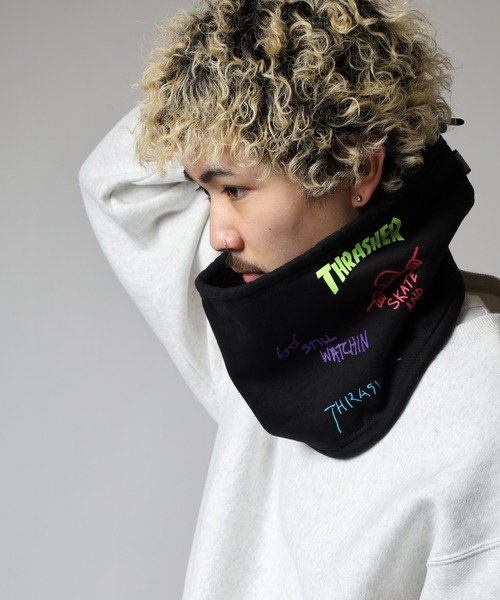 THRASHER(スラッシャー)の「THRASHER マルチロゴ スウェット ネックウォーマー ネックカバー 男女兼用(ネックウォーマー/スヌード・メンズ・チャコール/ブラック/グレー・FREE)」の13枚目の写真