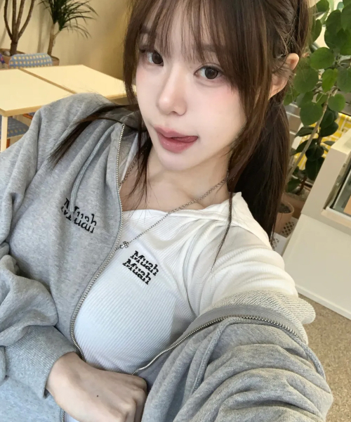muahmuah（ムーアムーア）の「ヘンリーネックフードスティッチTシャツ[6色]（Tシャツ/カットソー・レディース・ネイビー/ホワイト/ブラック/グレー/ベージュ/カーキ・FREE）」の15枚目の写真