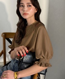 Classical Evon（クラシカルエヴォン）の「【Classical Evon】上品なフリルデザインで、袖先に華やぎを。ジョーゼット素材キャンディースリーブプルオーバー（Tシャツ/カットソー）」