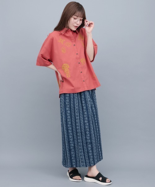 チチカカ（チチカカ）の「キラキラニットアッパーライトサンダル（サンダル・レディース・ベージュ/ブラック・MEDIUM/LARGE）」の3枚目の写真