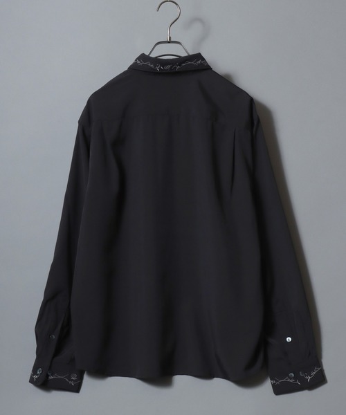 ANPAS（アンパス）の「Embroidered-Collar Long-Sleeve Shirt/襟花刺繍 長袖シャツ メンズ ストレッチ きれいめシャツ モノトーン（シャツ/ブラウス・メンズ・ブラック/ホワイト・L/M）」の6枚目の写真
