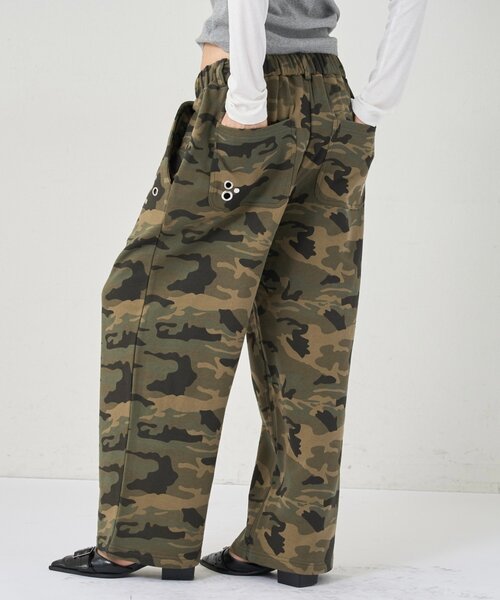WHO'S WHO gallery(フーズフーギャラリー)の「EYELET SWEAT PANT(スウェットパンツ・レディース・ブラック/グレー/ライトグレー/カーキ・SMALL/MEDIUM)」の4枚目の写真