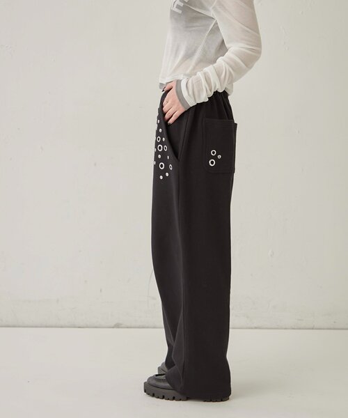 WHO'S WHO gallery(フーズフーギャラリー)の「EYELET SWEAT PANT(スウェットパンツ・レディース・ブラック/グレー/ライトグレー/カーキ・SMALL/MEDIUM)」の9枚目の写真
