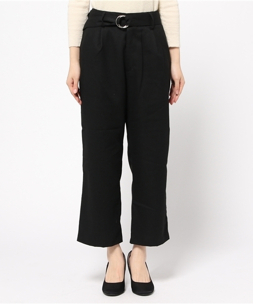 Discoat Parisien（ディスコートパリシアン）の「起毛ベルト付ワイドクロップドパンツ（その他パンツ・レディース・グレー/ネイビー/ブラック・SMALL/LARGE/MEDIUM）」の9枚目の写真