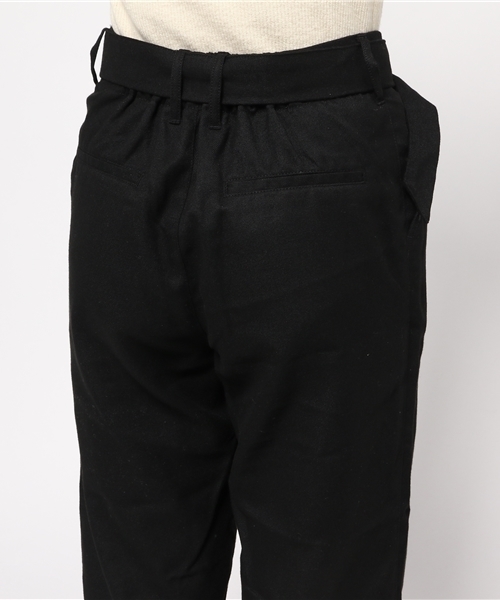 Discoat Parisien（ディスコートパリシアン）の「起毛ベルト付ワイドクロップドパンツ（その他パンツ・レディース・グレー/ネイビー/ブラック・SMALL/LARGE/MEDIUM）」の4枚目の写真