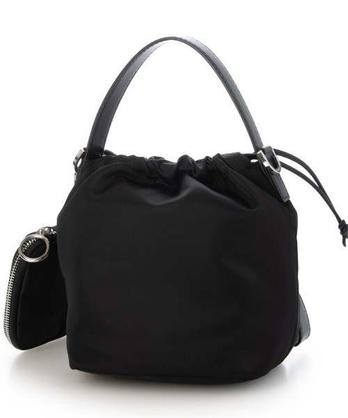 cache cache(カシュ カシュ)の「カシュカシュ cachecache / アクセポーチ付ナイロントート(トートバッグ・レディース・レオパード/ブラック・FREE)」の4枚目の写真