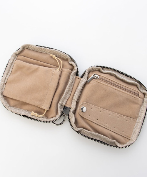 cache cache(カシュ カシュ)の「カシュカシュ cachecache / アクセポーチ付ナイロントート(トートバッグ・レディース・レオパード/ブラック・FREE)」の22枚目の写真