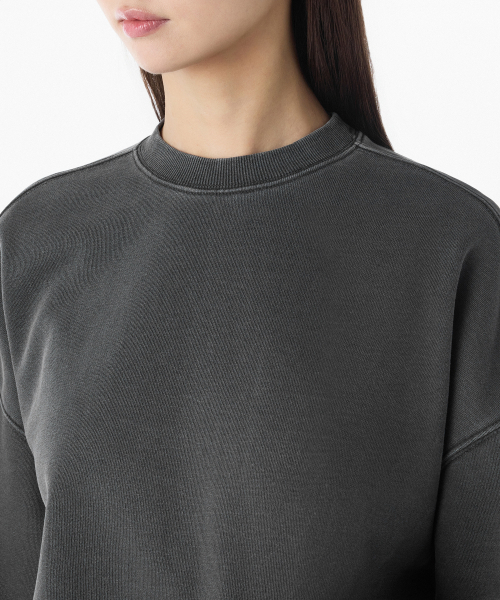 MUSINSA STANDARD WOMAN（ムシンサスタンダードウーマン）の「ウィメンズピグメントオーバーサイズスウェットシャツ[チャコールグレー]（スウェット・レディース・その他・SMALL/MEDIUM/LARGE/X-SMALL）」の3枚目の写真