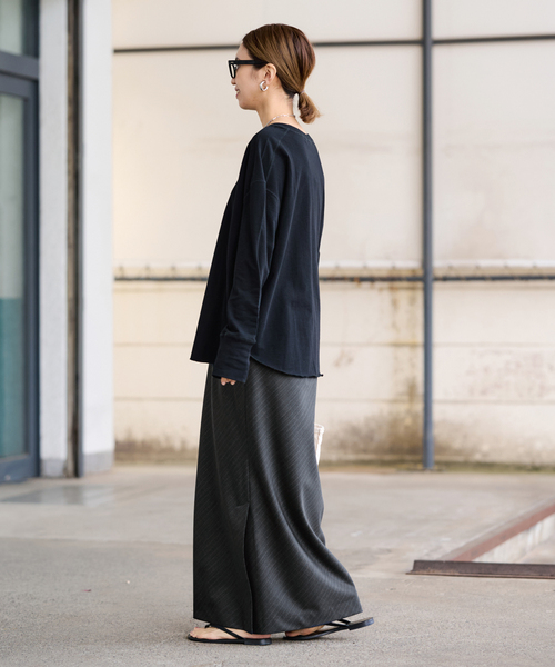 FRAMeWORK（フレームワーク）の「ミニ裏毛ラウンドヘムプルオーバー（Tシャツ/カットソー・レディース・ブラック/ホワイト/ベージュ/イエロー・FREE）」の7枚目の写真