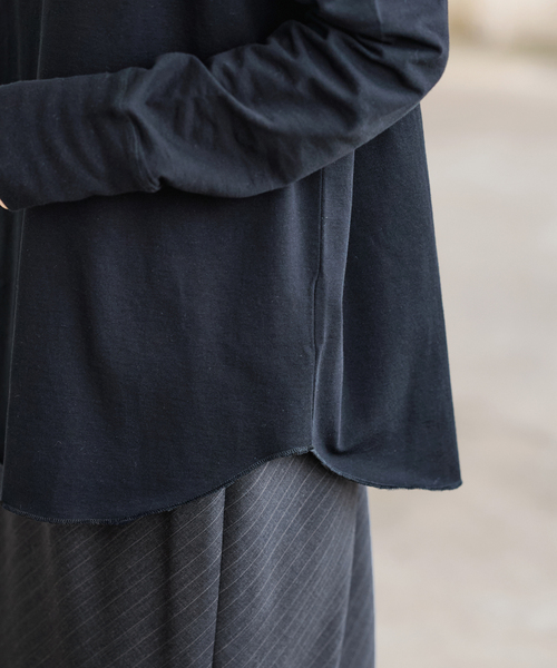 FRAMeWORK（フレームワーク）の「ミニ裏毛ラウンドヘムプルオーバー（Tシャツ/カットソー・レディース・ブラック/ホワイト/ベージュ/イエロー・FREE）」の14枚目の写真