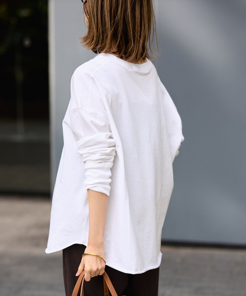 FRAMeWORK（フレームワーク）の「ミニ裏毛ラウンドヘムプルオーバー（Tシャツ/カットソー・レディース・ブラック/ホワイト/ベージュ/イエロー・FREE）」の21枚目の写真