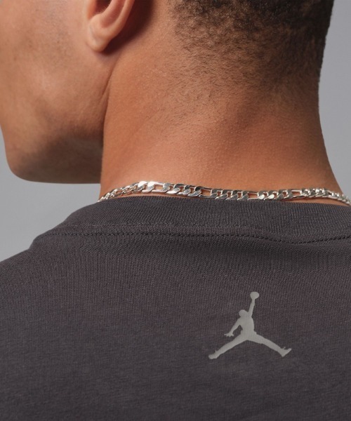 JORDAN BRAND（ジョーダンブランド）の「JORDAN BRAND Paris Saint-Germain Practice T-Shirt（ジョーダンブランド パリ・サンジェルマン プラクティス Tシャツ）（Tシャツ/カットソー・メンズ・ホワイト系/グレー系・MEDIUM/X-LARGE/LARGE）」の10枚目の写真