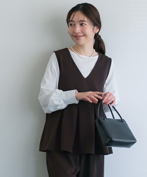 coca（coca）（コカ）の「カットジョーゼットタックペプラムベスト | セレモニー オフィス ママスーツ フォーマルウェア スーツ 卒業式（ベスト・レディース・ブラック/ブラウン・L/M）」の10枚目の写真