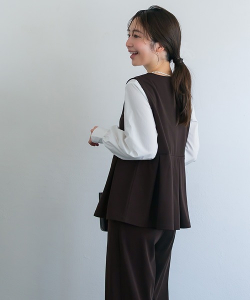 coca（coca）（コカ）の「カットジョーゼットタックペプラムベスト | セレモニー オフィス ママスーツ フォーマルウェア スーツ 卒業式（ベスト・レディース・ブラック/ブラウン・L/M）」の14枚目の写真