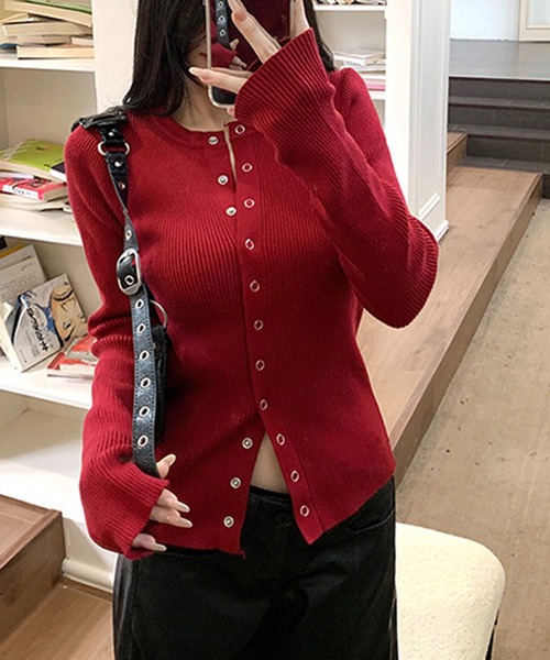 Chiina（チーナ）の「Chiina/【豊富なカラーバリーション】スリムフィット　フィンガーホールクルーネックリブカーディガン（カーディガン/ボレロ・レディース・レッド/ピンク/ホワイト/ブラック/グレー/ブルー・MEDIUM/SMALL）」の21枚目の写真