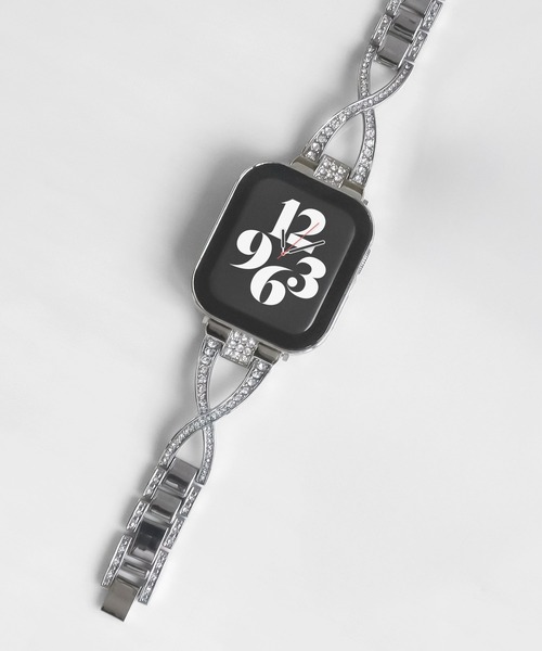 Urban Coral(アーバンコーラル)の「Apple Watch Band / アップルウォッチ ジルコニアクロスデザインバンド / Urban Coral(デジタル腕時計・レディース・シルバー・40mm)」の3枚目の写真