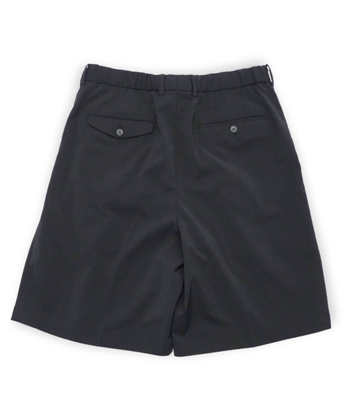 yoko sakamoto（ヨーコサカモト）の「【YOKO SAKAMOTO】 DOUBLE PLEATED SHORTS（その他パンツ・メンズ・ブラック・SMALL/MEDIUM）」の4枚目の写真