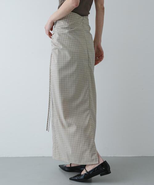 SENSE OF PLACE by URBAN RESEARCH（センスオブプレイスバイアーバンリサーチ）の「シャーリングスカート（スカート・レディース・イエロー系その他/ブラック/ホワイト系その他・MEDIUM/SMALL）」の5枚目の写真