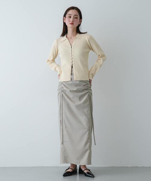 SENSE OF PLACE by URBAN RESEARCH（センスオブプレイスバイアーバンリサーチ）の「シャーリングスカート（スカート・レディース・イエロー系その他/ブラック/ホワイト系その他・MEDIUM/SMALL）」の7枚目の写真