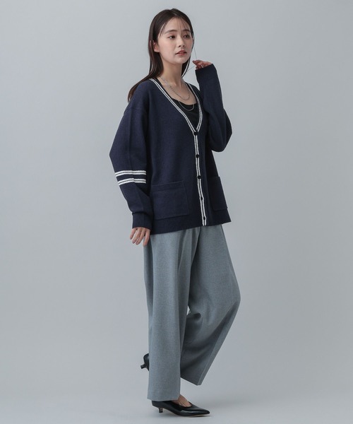 GLOBAL WORK（グローバルワーク）の「MATINEE LINE/ブークレラインＶカーディガン/646673（カーディガン/ボレロ・レディース・ネイビー/ライトベージュ・MEDIUM/LARGE）」の9枚目の写真