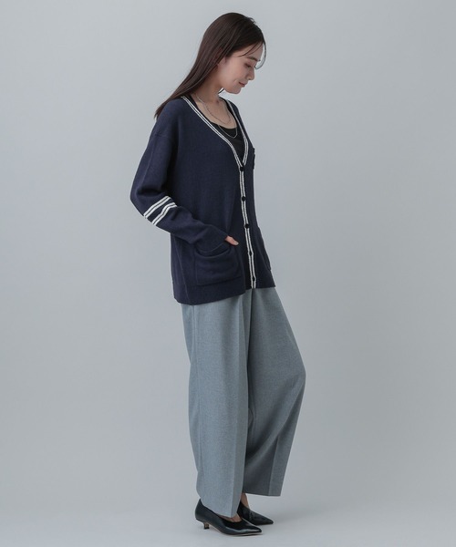 GLOBAL WORK（グローバルワーク）の「MATINEE LINE/ブークレラインＶカーディガン/646673（カーディガン/ボレロ・レディース・ネイビー/ライトベージュ・MEDIUM/LARGE）」の11枚目の写真