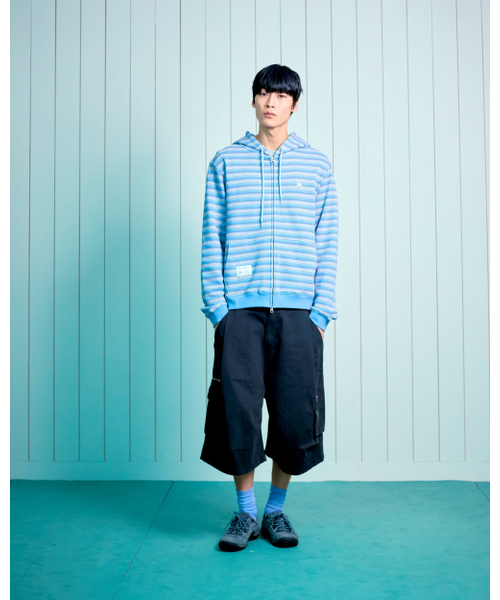 THECOLDESTMOMENT(ザコールデストモーメント)の「TCM stripe standard hooded zip-up (blue)(パーカー・レディース・その他・SMALL/MEDIUM/LARGE)」の5枚目の写真