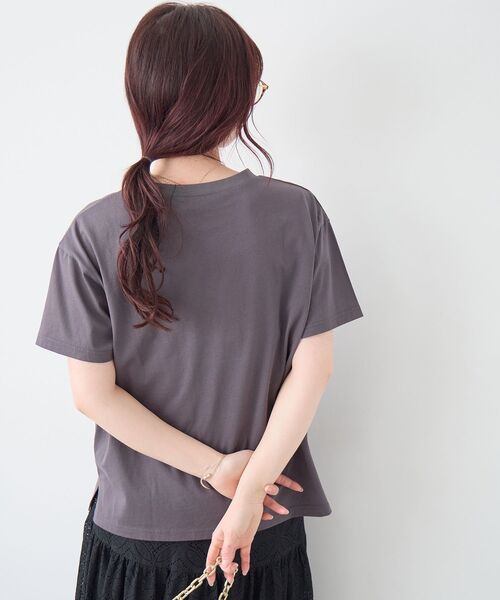 le.coeur blanc（ルクールブラン）の「VOYAGEフロッキーロゴTシャツ（Tシャツ/カットソー・レディース・ダークグレー/オフホワイト/ベージュ・38）」の16枚目の写真