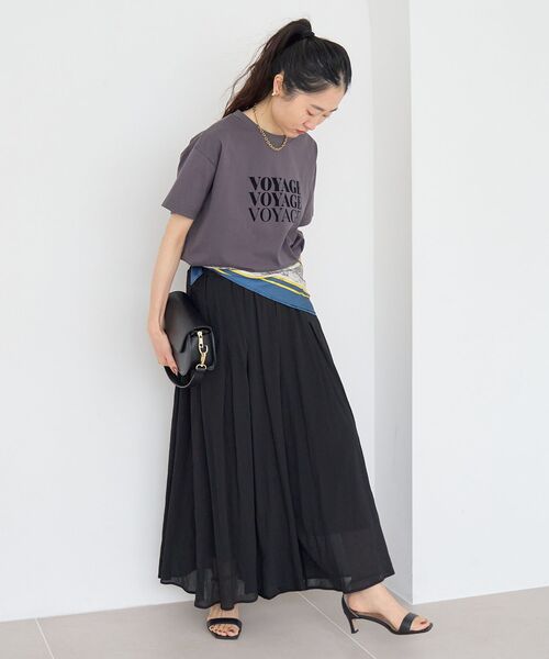 le.coeur blanc(ルクールブラン)の「VOYAGEフロッキーロゴTシャツ(Tシャツ/カットソー・レディース・ダークグレー/オフホワイト/ベージュ・38)」の9枚目の写真