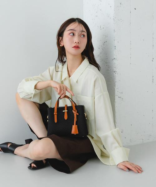 RODE SKO（ロデスコ）の「『Sサイズ』チャーム付メッシュミニバッグ（ハンドバッグ・レディース・ベージュ/ブラック・ONE）」の4枚目の写真