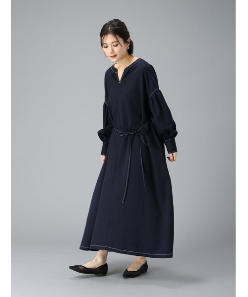 fifth(フィフス)の「【XSサイズあり】配色ステッチスキッパーワンピース(ワンピース・レディース・ネイビー/グレイッシュベージュ・M/XS)」の11枚目の写真