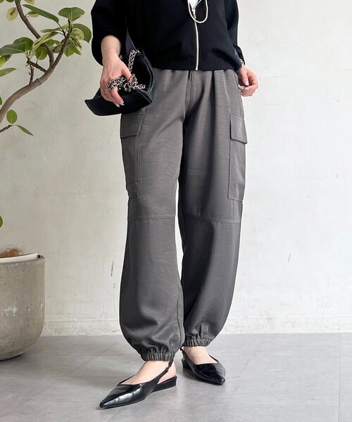 un dix cors(アンディコール)の「ヴィンテージサテンカーゴパンツ(その他パンツ・レディース・チャコールグレー/グレイッシュベージュ/ミント・FREE)」の14枚目の写真