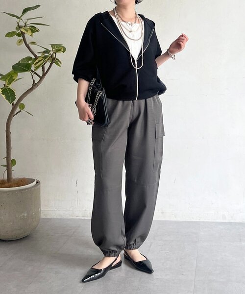 un dix cors(アンディコール)の「ヴィンテージサテンカーゴパンツ(その他パンツ・レディース・チャコールグレー/グレイッシュベージュ/ミント・FREE)」の18枚目の写真