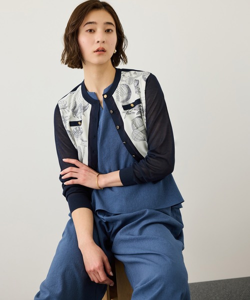 ROPE'（ロペ）の「ヴィンテージスカーフプリントカーディガン/セットアップ対応・イージーケア（カーディガン/ボレロ・レディース・オフホワイト/ブルー系その他・FREE）」の9枚目の写真