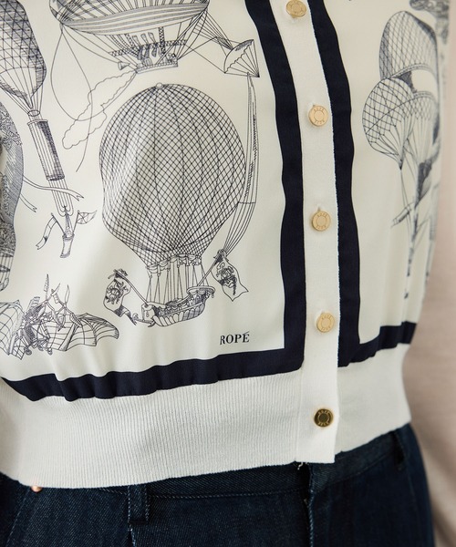 ROPE'（ロペ）の「ヴィンテージスカーフプリントカーディガン/セットアップ対応・イージーケア（カーディガン/ボレロ・レディース・オフホワイト/ブルー系その他・FREE）」の17枚目の写真