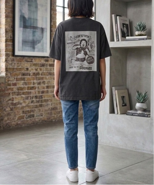 ALWAYS GOOD TIME（オルウェイズグッドタイム）の「【GOONIES/グーニーズ】ＵＳＤヴィンテージ加工プリント半袖Ｔシャツ/Movie Tee（Tシャツ/カットソー・メンズ・ブラック系その他/スミクロ/アイボリー/ホワイト系その他・L/M/LL）」の20枚目の写真